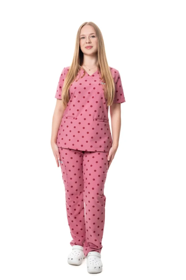 yescrubs-polskie-scrubsy-medyczne-damskie-odziez-medyczna-uniform-Hibiskus-rozowy-bordowe-kropki (11) Damskie spodnie medyczne Hibiskus