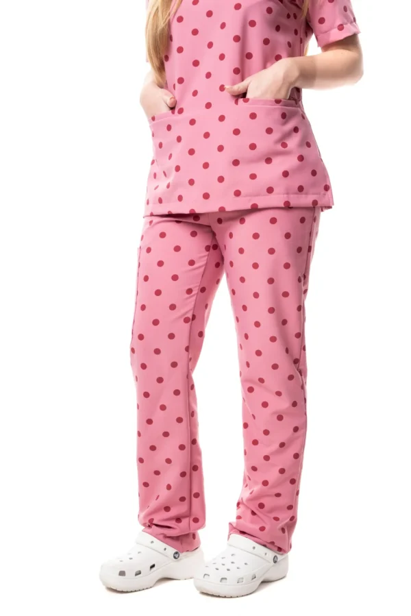 yescrubs-polskie-scrubsy-medyczne-damskie-odziez-medyczna-uniform-Hibiskus-rozowy-bordowe-kropki (9) Damskie spodnie medyczne Hibiskus